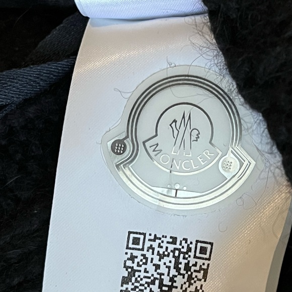 Moncler Wool Hat, NEW only black is available, NEW - Picture 5 of 11